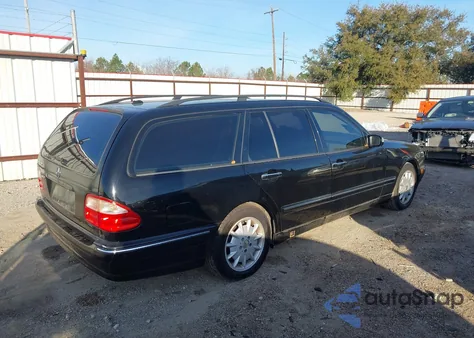 2001 Mercedes-Benz E 320 z USA, uszkodzony, nr VIN WDBJH65J91B361037